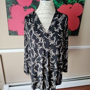 NWT JM Collection Black and White Floral Top Size 3X